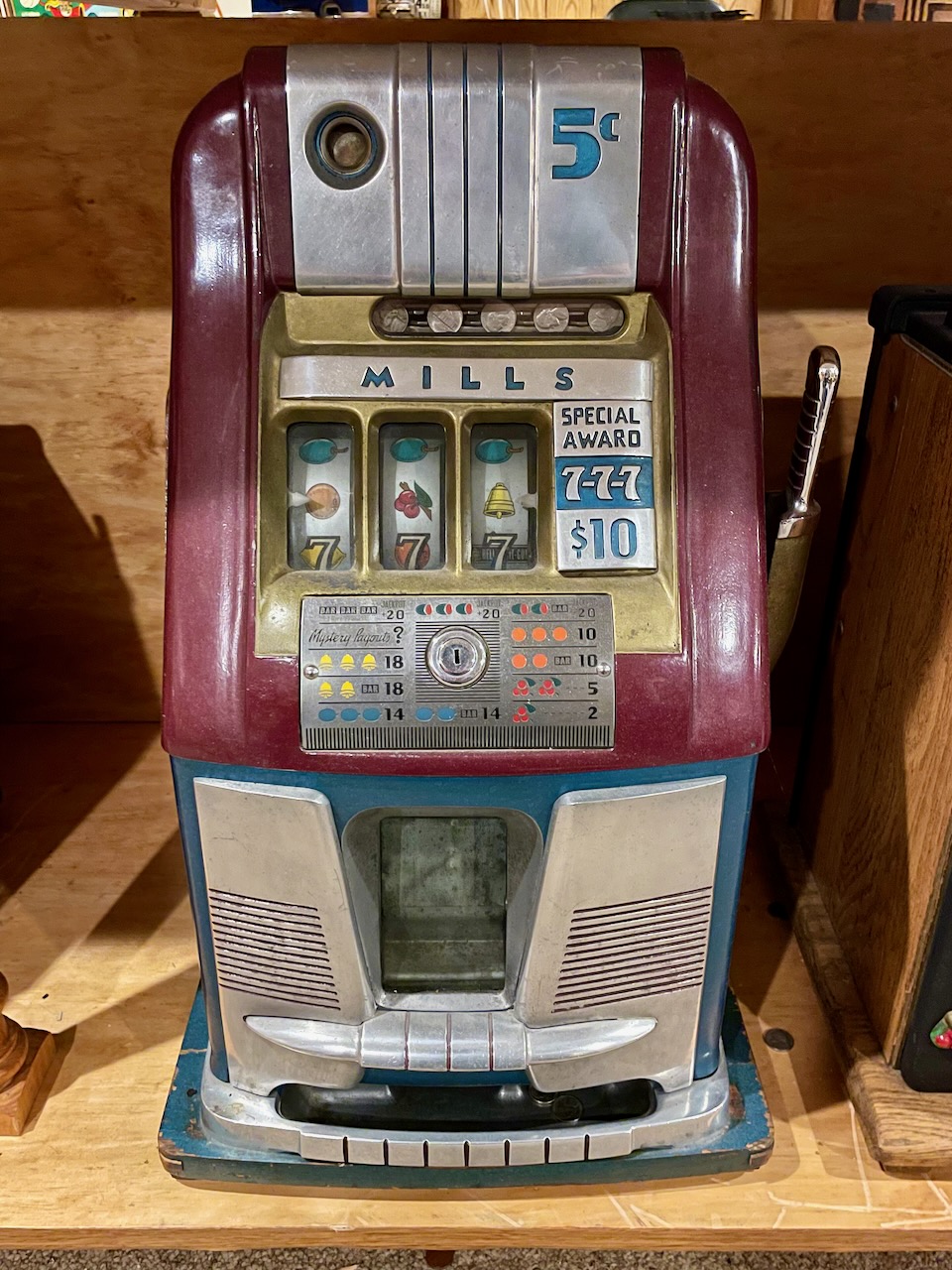 Antique Slot Machines | Buying and Selling Coin Operated Antique Slot ...