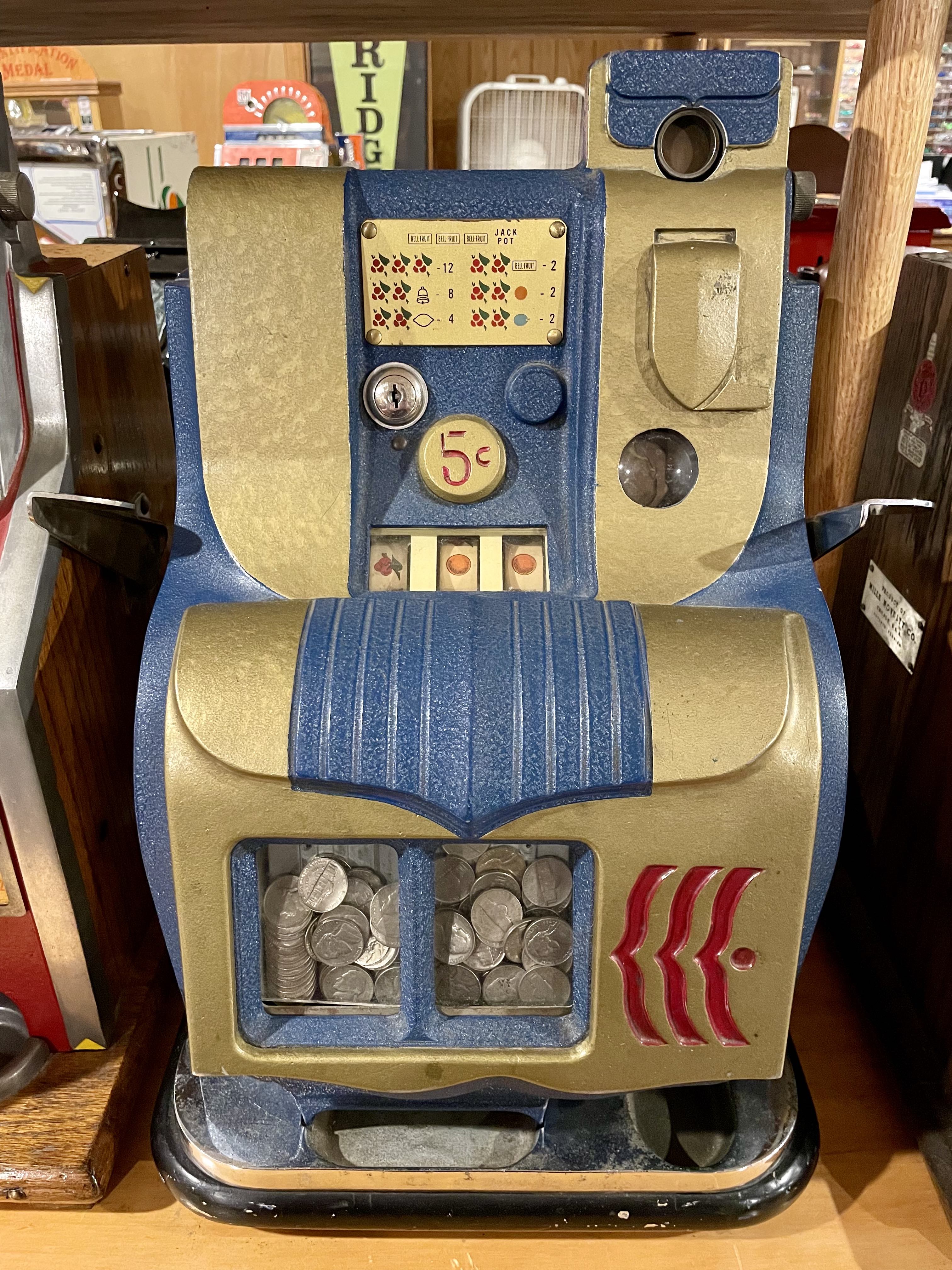 Antique Slot Machines | Buying and Selling Coin Operated Antique Slot ...