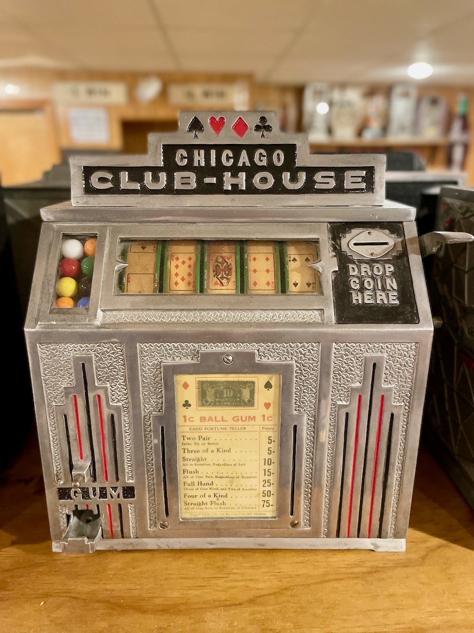 DAVAL CHICAGO CLUBHOUSE